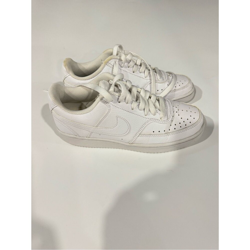 Nike Women's All-White Low-Top Leather Sneakers Sz 6.5
